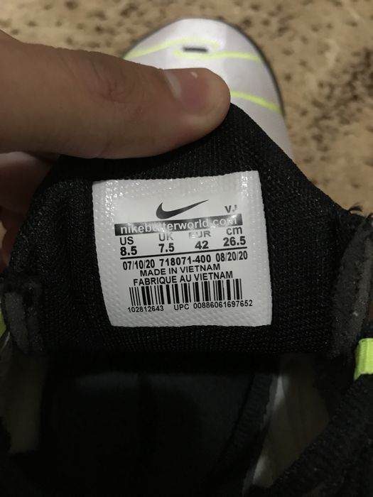 Vand adidasi Nike TN