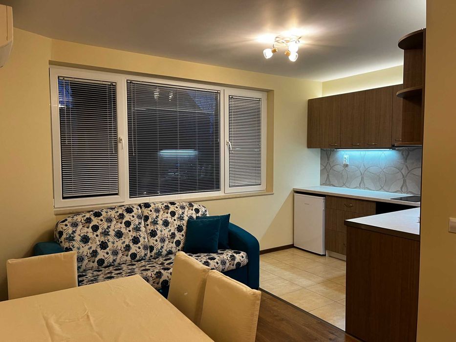 Дава се под наем Двустаен апартамент в Бургас, Лазур - 50 кв.м за 459 € - Снимка #17