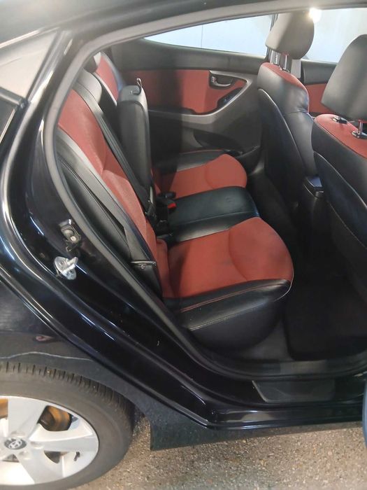 Автомобил продажба