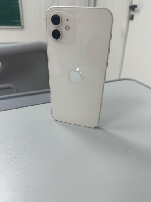 Iphone 12 состояние 50-50