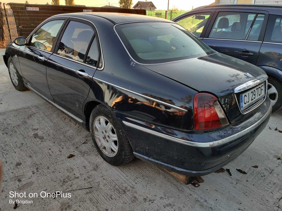 Vindem piese rezultate din dezmembrarea unui ROVER 75