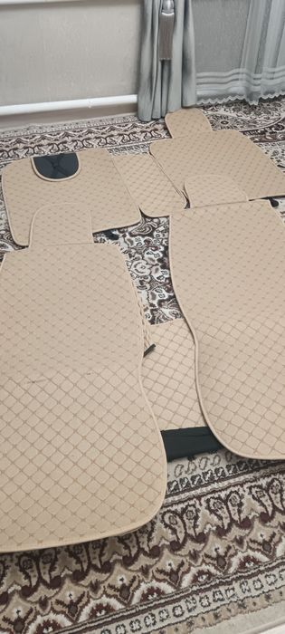 Продам авто чехла на сиденья