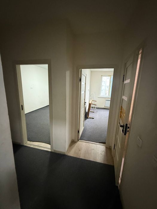 Сергели чоштепа 1 хона 2 хона килинган 9 етажли домнинг 2 чи етажи