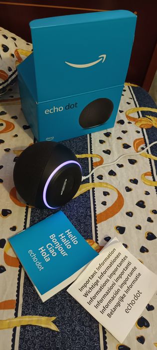Boxă Alexa nouă.