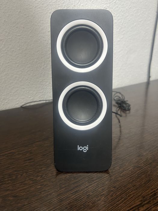 Vand boxe logitech z200