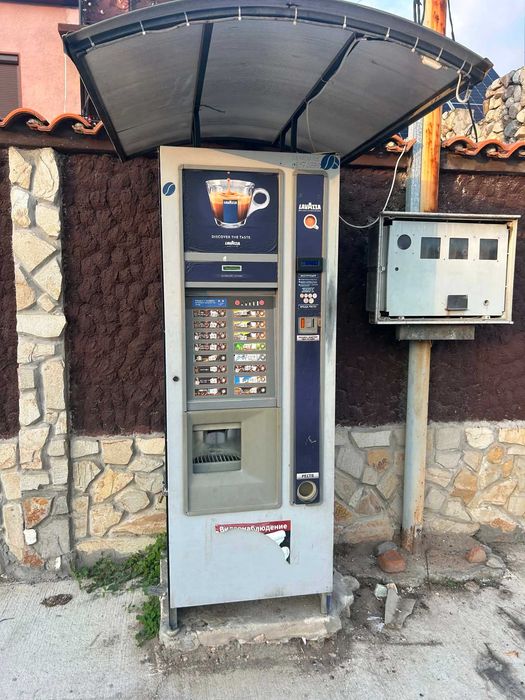 Автомат за кафе машина