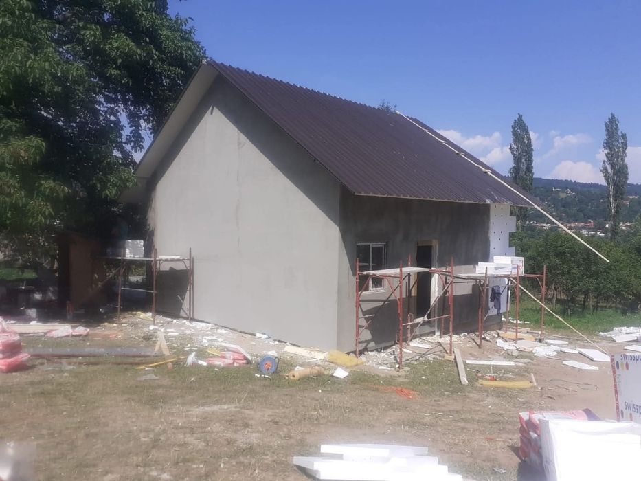 Vand case 6 x 8m pe structura metalica usoara