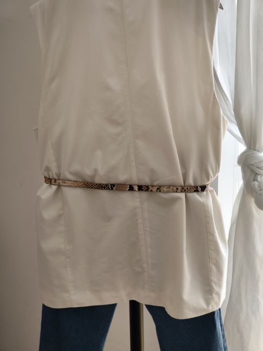 H & M Дамски дълъг блейзър без ръкави.