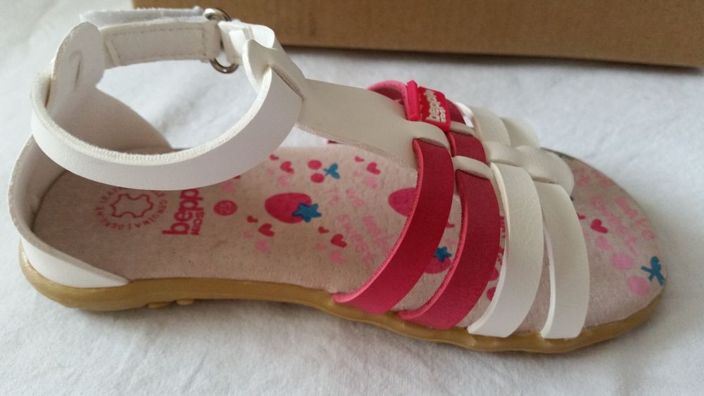 Детски сандали