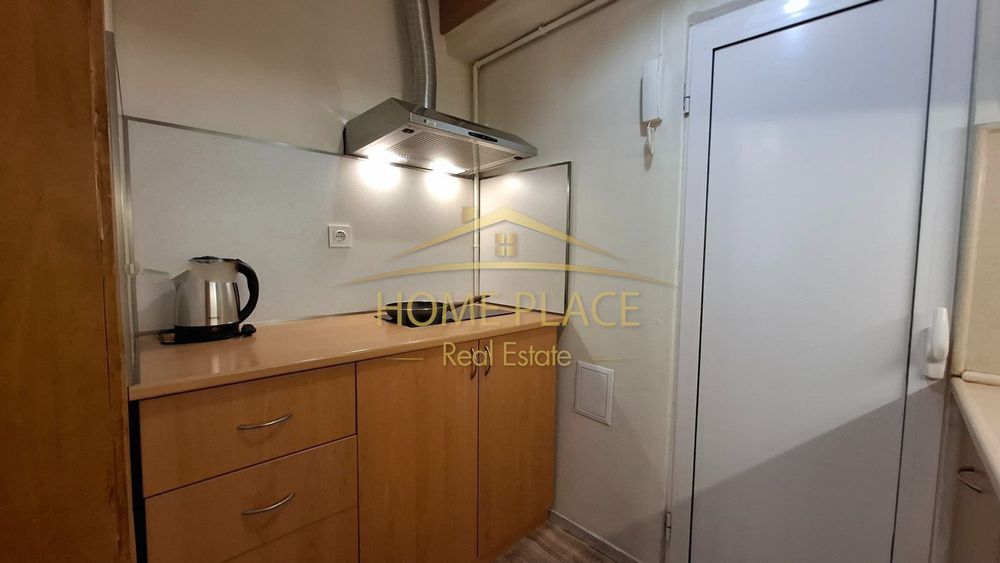 Дава се под наем Тристаен апартамент в Варна, Център - 110 кв.м за 612 € - Снимка #4