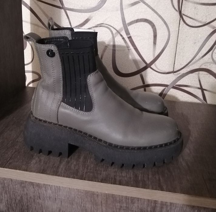 Женские ботинки на весну-осень