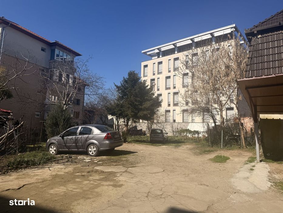 Apartament cu 4 camere, terasă spatioasa , curte interoara - Central — fotografia 3