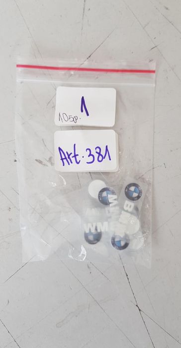 Стикери Бмв размер 2.7см на 0.9см