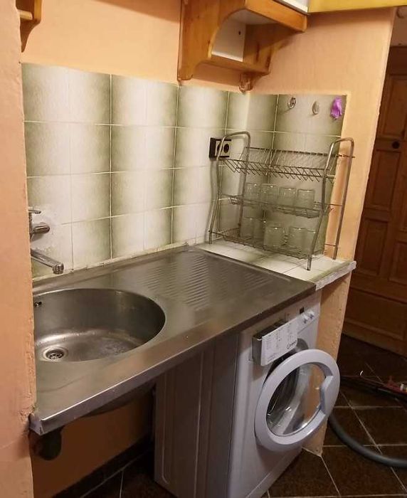 Дава се под наем Двустаен апартамент в Бургас, Славейков - 42 кв.м за 140 € - Снимка #2