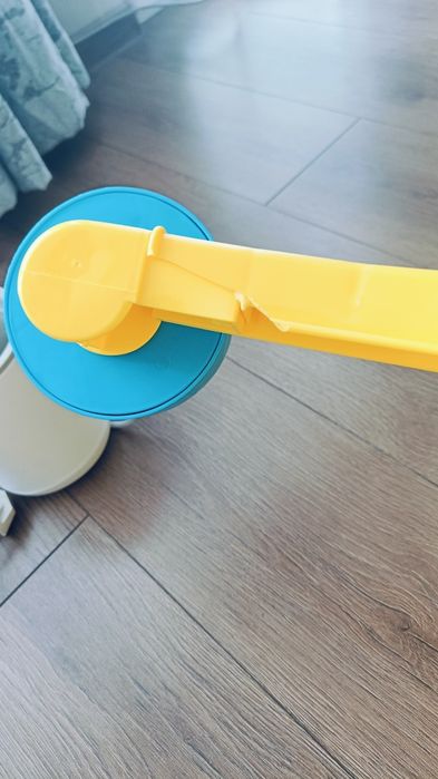 Уред за затопляне на храна и проходилка