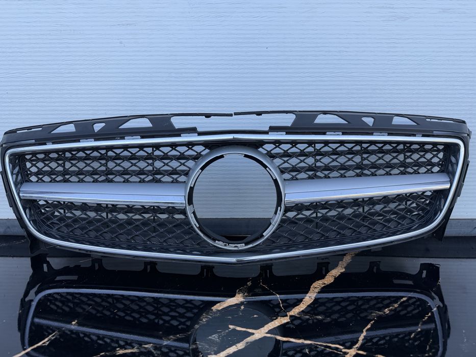 Оригинална решетка за мерцедес Mercedes Cls W218