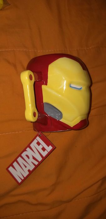 Колекционерска порцеланова чаша с Железният човек МАRVEL