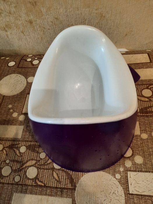 Продается горшок детский