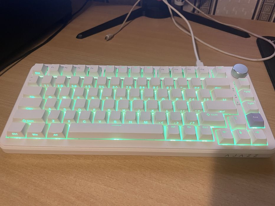 Клавиатура машнитная ajazz ak820 max