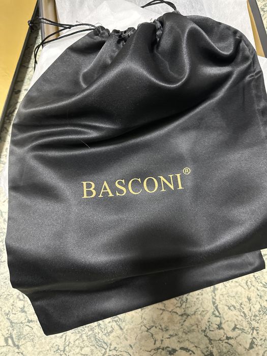 Продам сапоги,размер 38 басконни