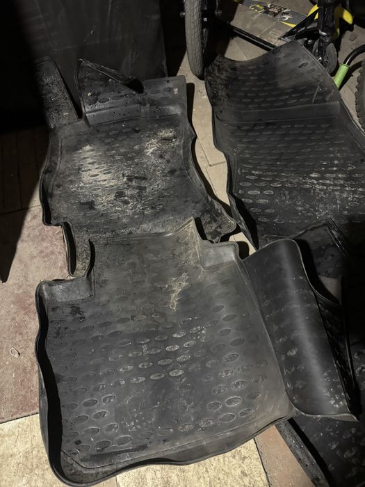 Полики subaru outback BR