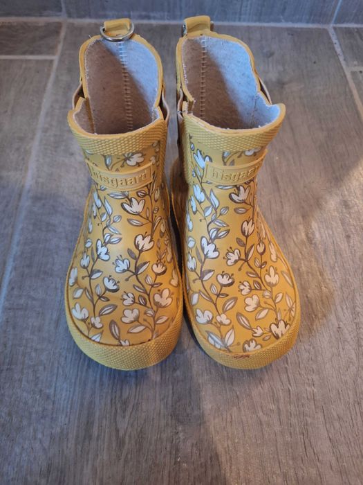 Боси ботуши и пантофи 24 номер, стелка 15.8см и 15см пантофи