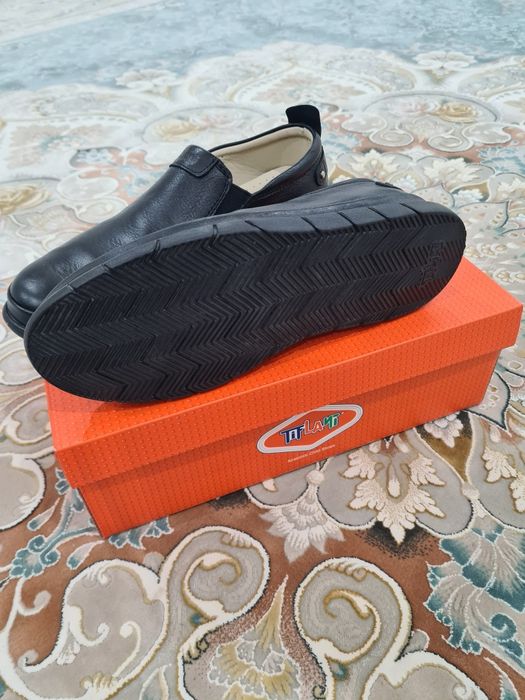 Кожаная детская обувь