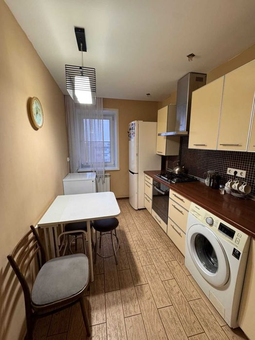 Продается 3 ком квартира район Библиотека