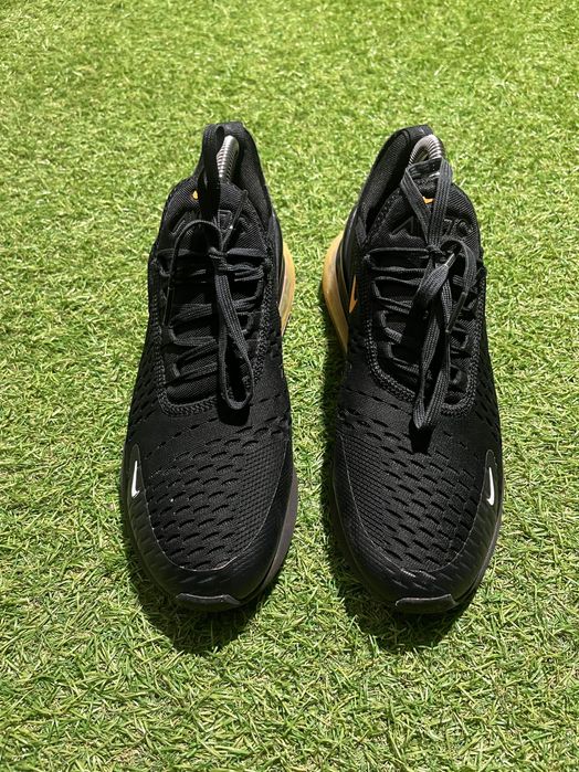 Дамски маратонки : Nike Air Max 270 Multi SWOOSH 40