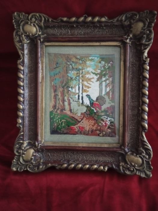 Goblene cusute si inramate ,vandute imreuna