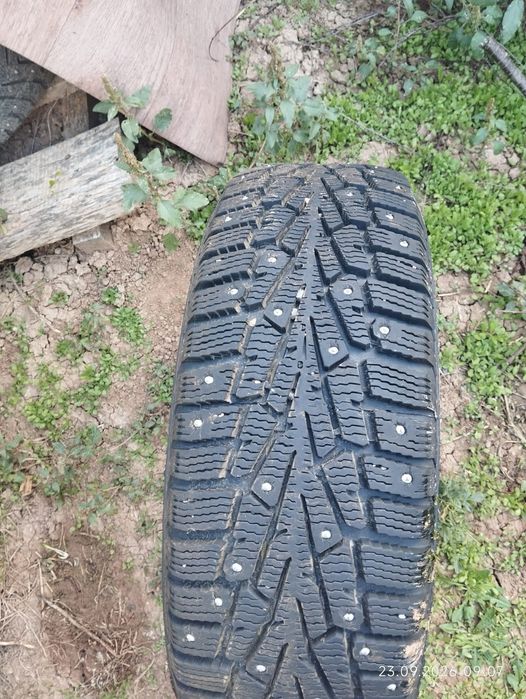 Автошины комплект новые
