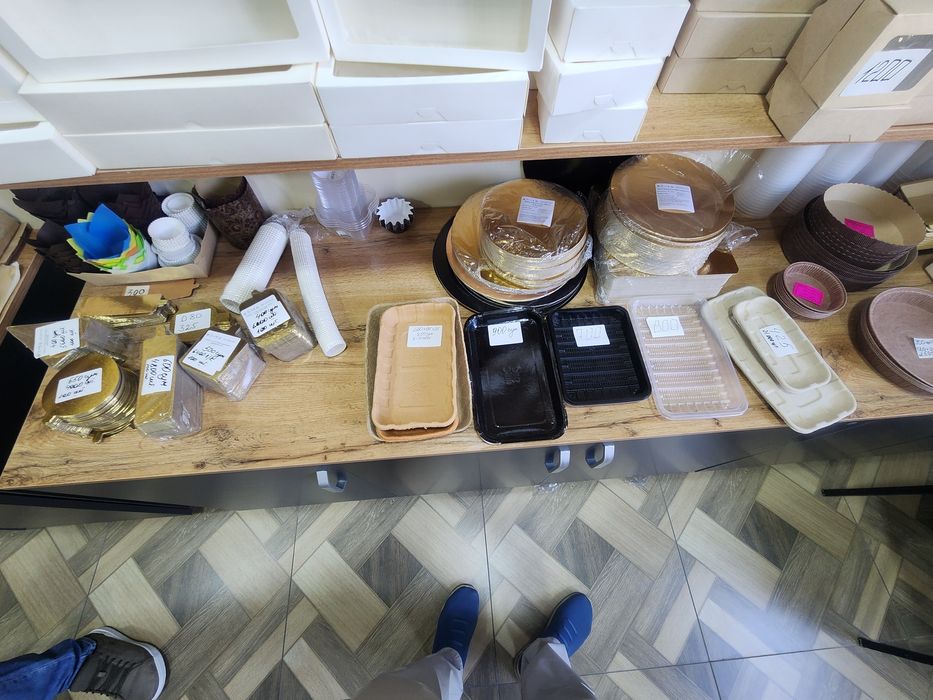 Bir martalik posuda va упаковка – konteyner stakan korobka paketlar