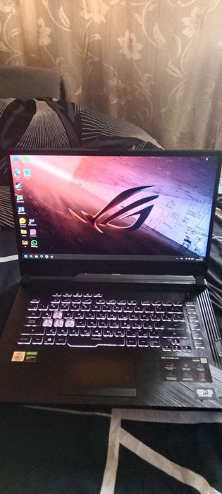 Продам ноутбук 250000 торг