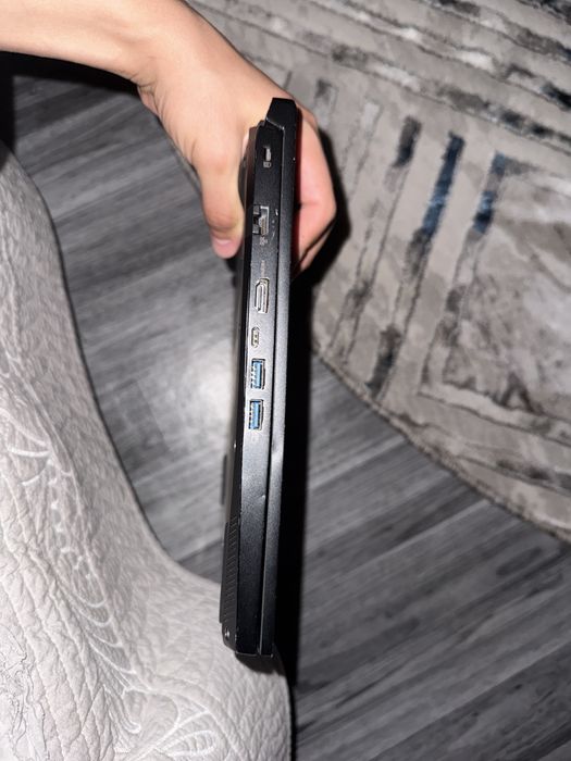 Acer nitro 7 gaming laptop