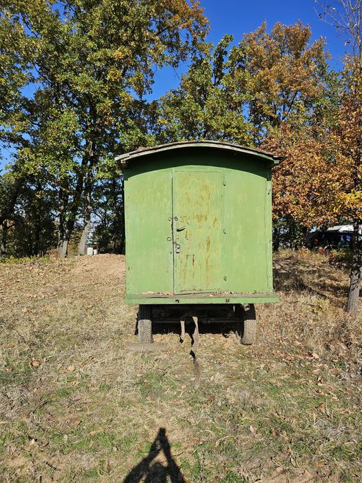 Фургон подвижен.