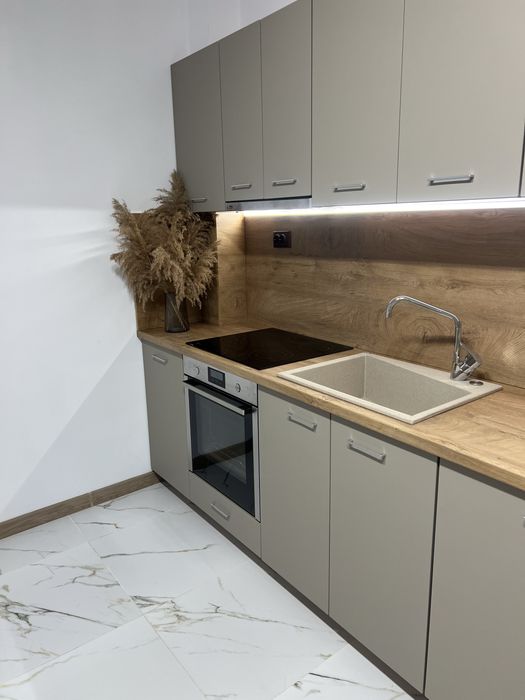 Дава се под наем Къща в Кюстендил, Бузлуджа - 120 кв.м за 1400 € - Снимка #12