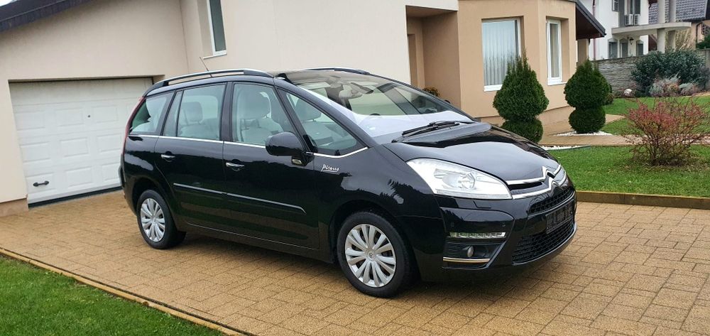 Citroen  C4 Grande Picasso. An fab 2011