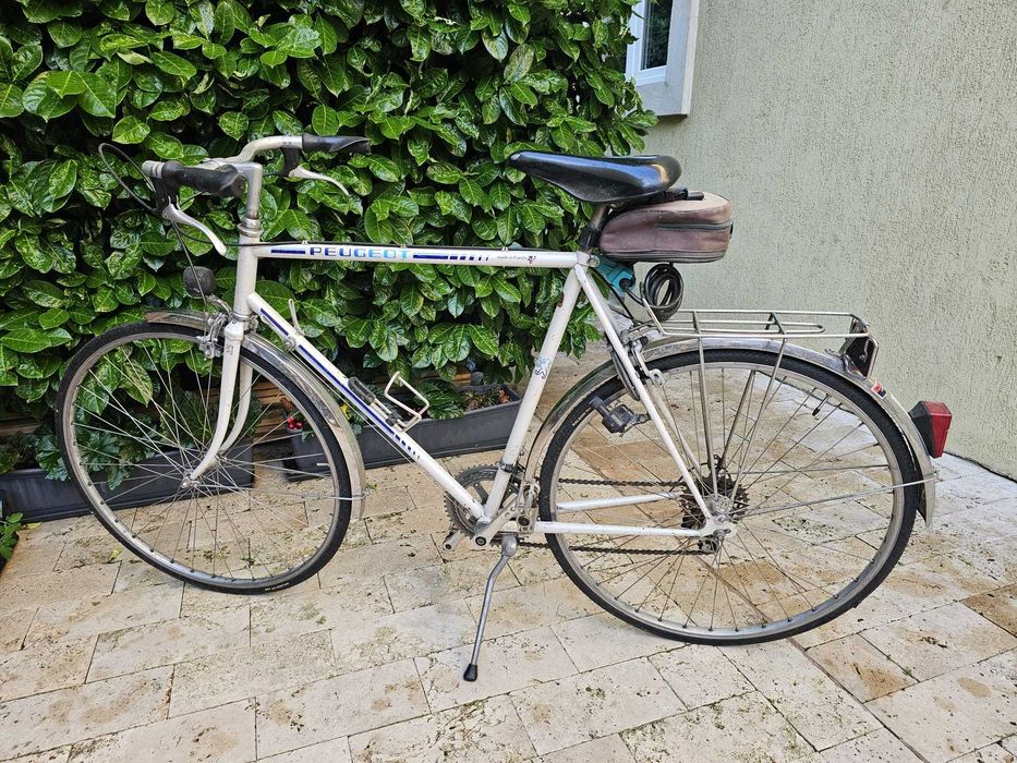 Vând două biciclete Peugeot vintage