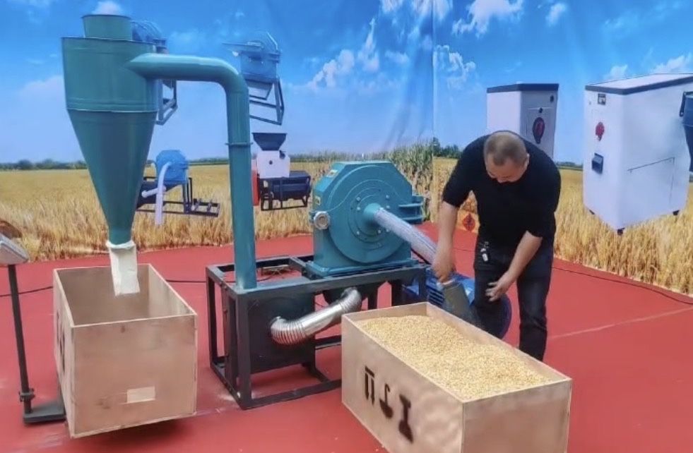 Зерновая дробилка самовсасывающая