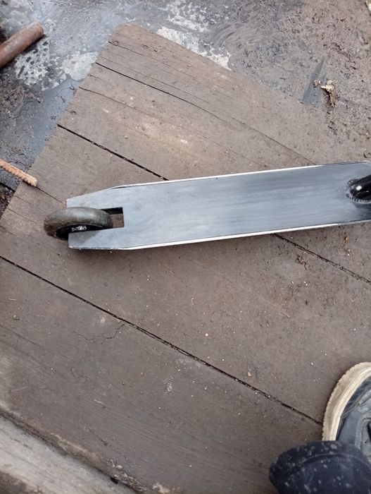 Продам самокат трёковай