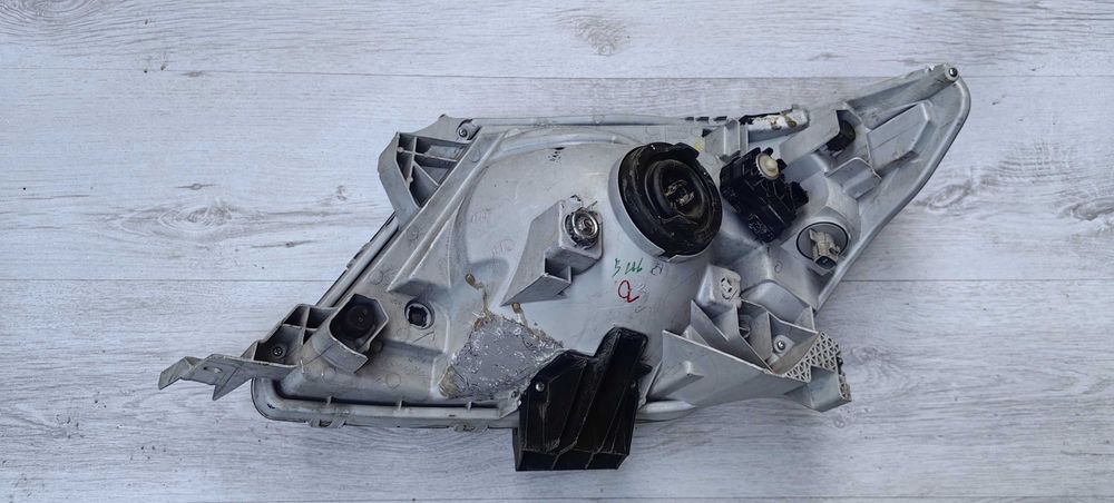 Фар за Toyota Hilux / Фар Тойота Хайлукс