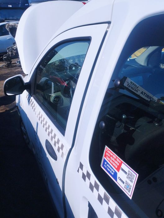 Ușa stânga dreapta fata Dacia doker