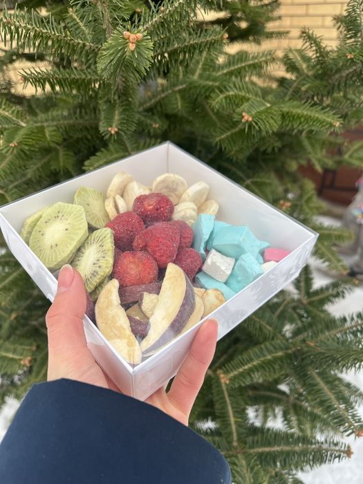 Сублимированные фрукты и мороженое