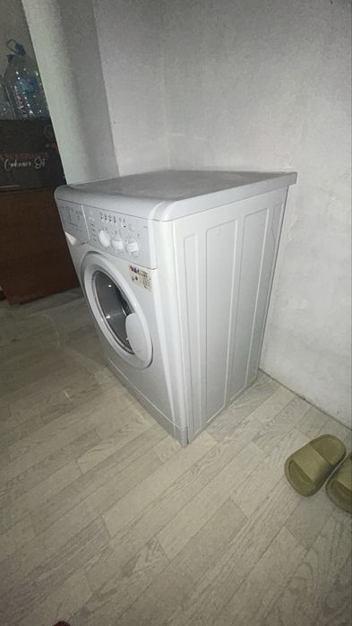 Продам стиральную машину