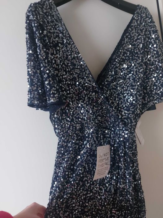 Rochie lunga eleganta. Noua, cu eticheta