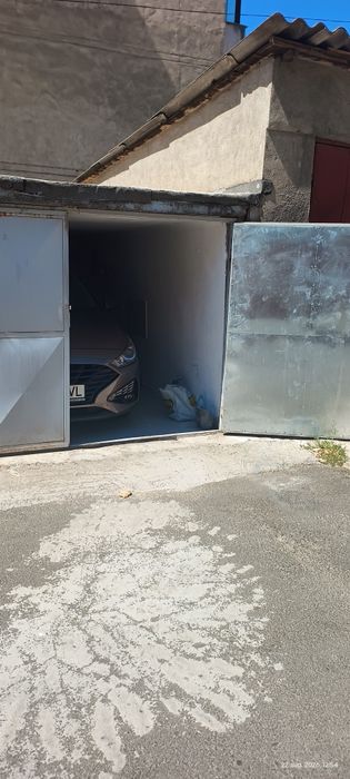 Vând garaj beton , modular