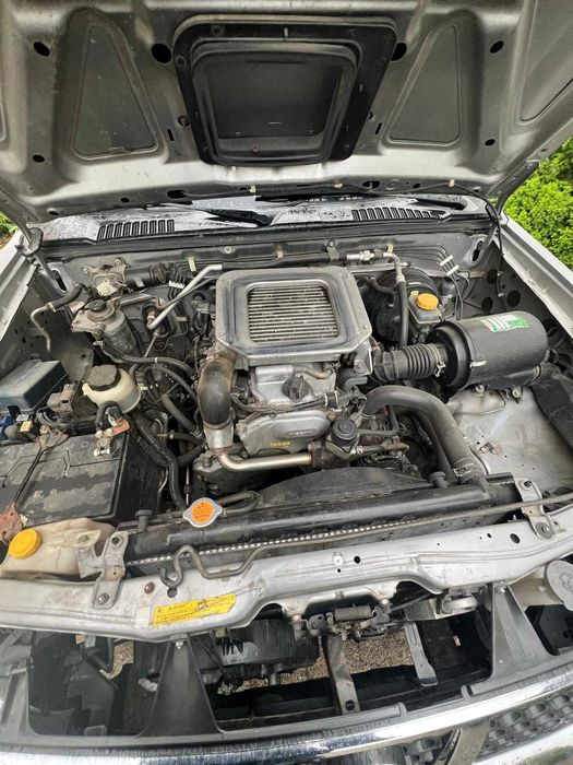 De vânzare Nissan Navara D22 2.5 Diesel – 4x4