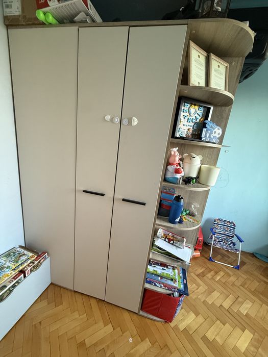 Гардероб/дрешник