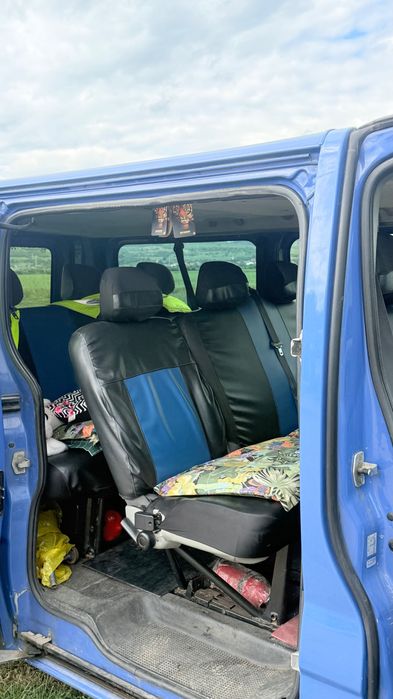 Vand opel vivaro 2008 înmatriculată