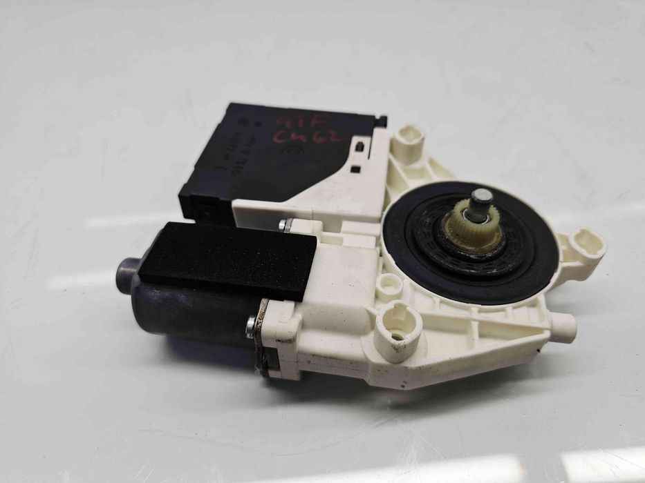 Motoras geam stanga fata Audi TT (8J3) [Fabr 2006-2013] 8J8959802J